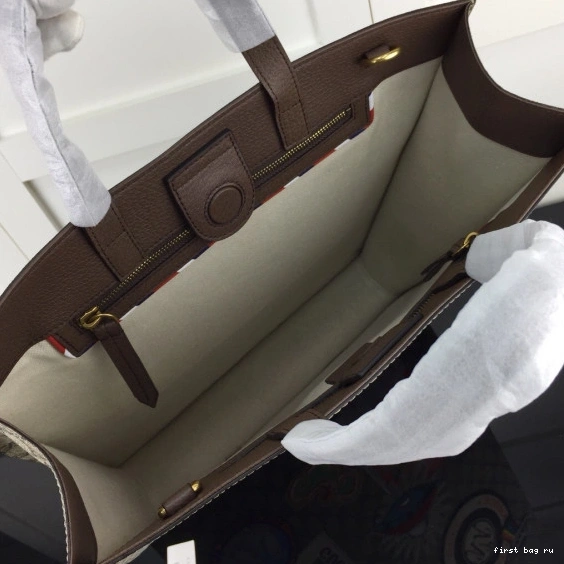 First bag ru Ophidia Gucci Tote 0809